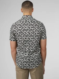 Ben Sherman Shirts^Linear Print Shirt - Black Black Option