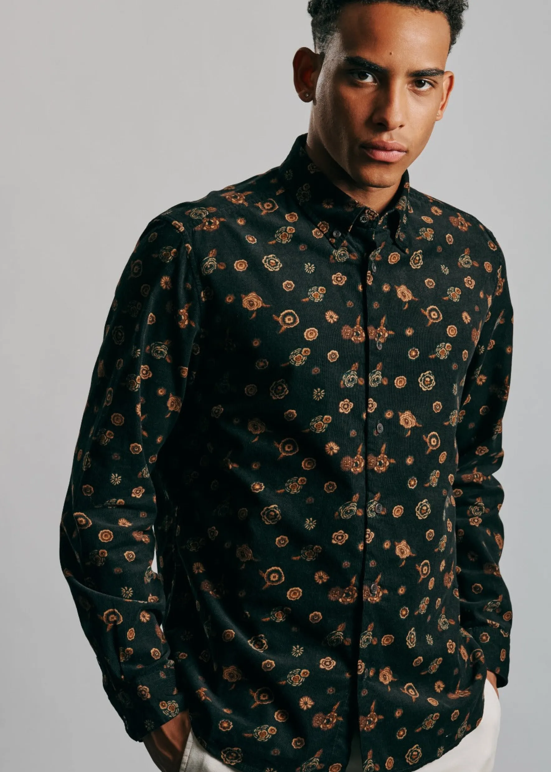 Ben Sherman Shirts^Retro Floral Print Corduroy Shirt Black
