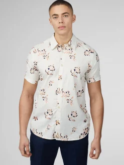 Ben Sherman Shirts^Signature Linear Floral Print Shirt - Ivory